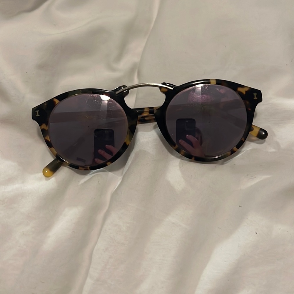 Illesteva tortoiseshell pink mirrored sunglasses